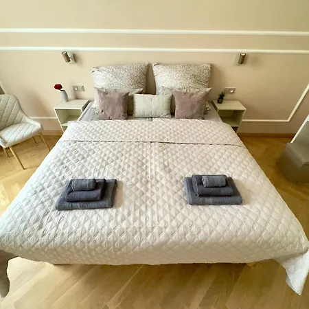 Royal Crown 프라하