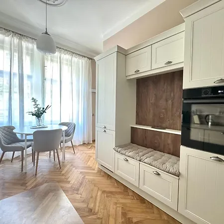 Royal Crown 아파트 프라하