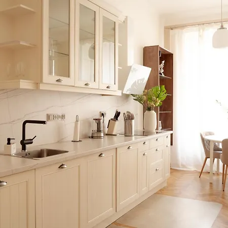Royal Crown Apartamento