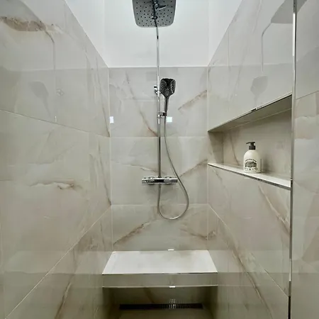 Apartamento Royal Crown