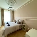 Royal Crown Apartman *